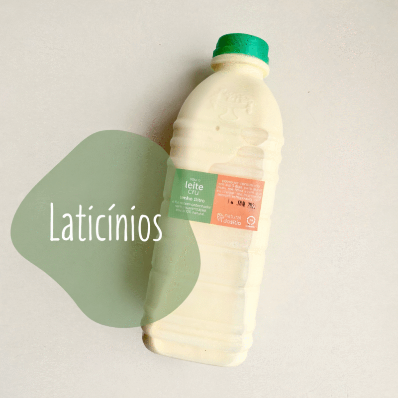 Leite cru para entregar em São Paulo, direto do campo. Com a Natural do Sítio você recebe leite cru e laticinios direto na sua casa.